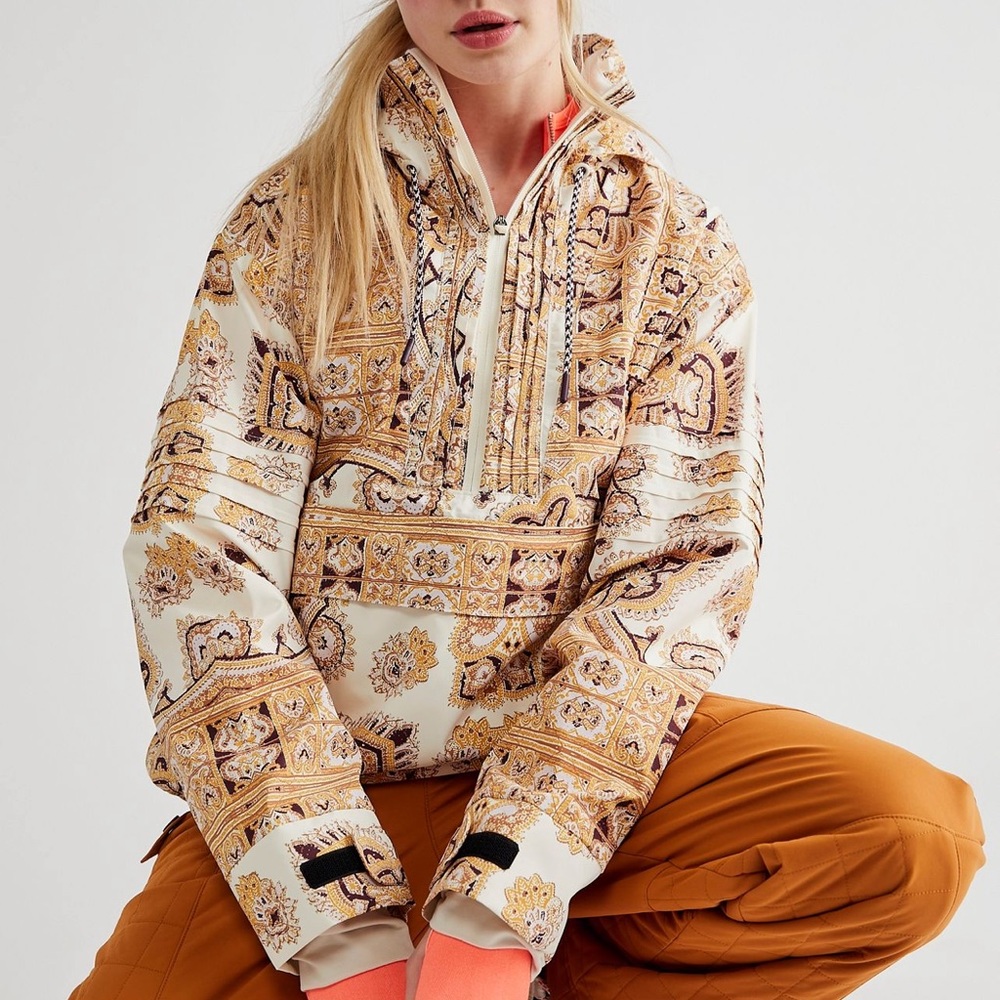 Free People FP Movement Alpine Glow Ski Pullover Jacket In Brushed Sail Paisley